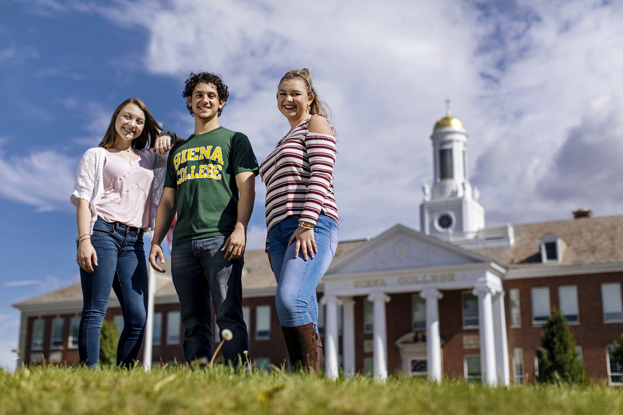 students standing outside of Siena Hall