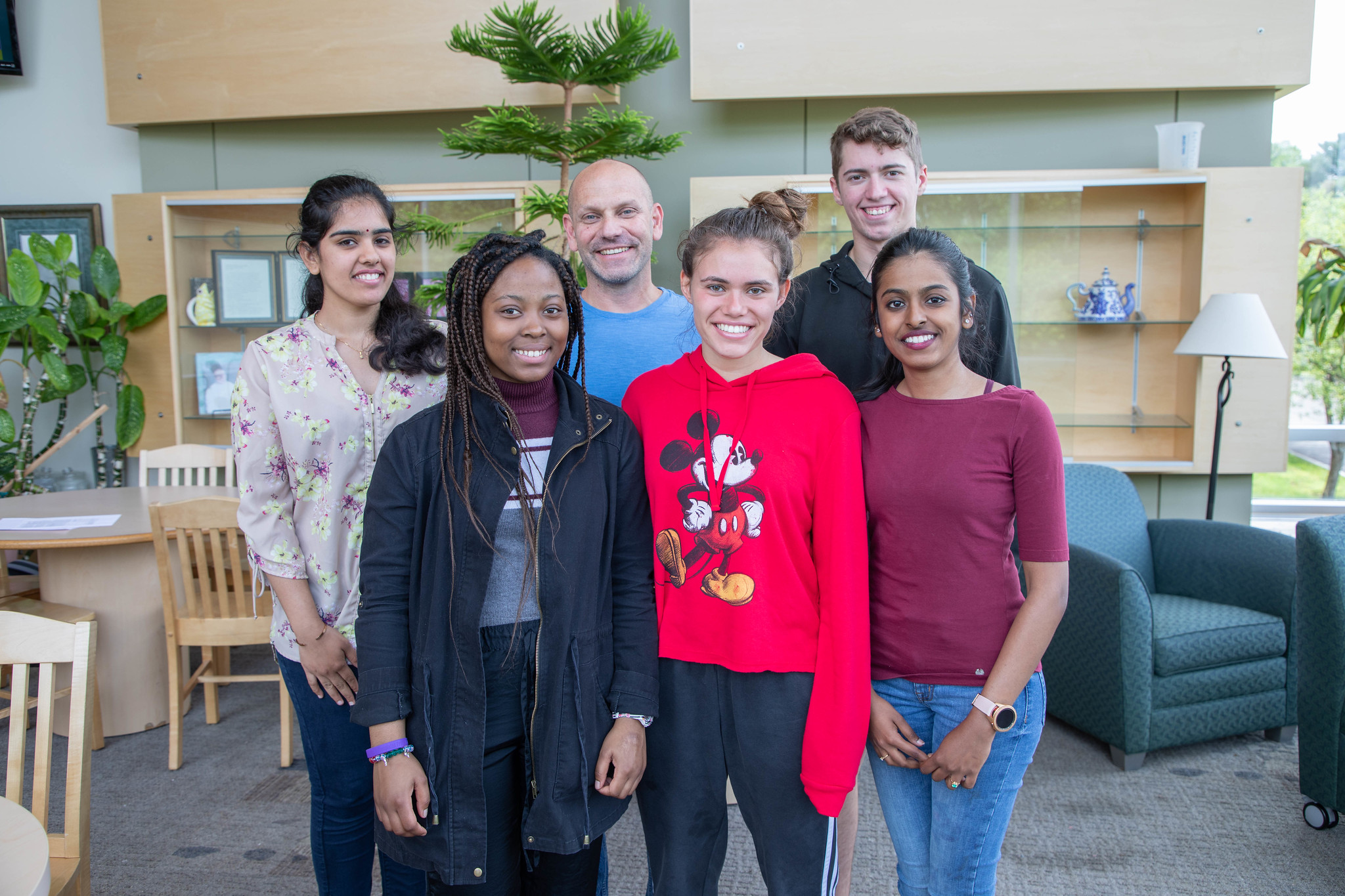 Matt Bellis and student researchers