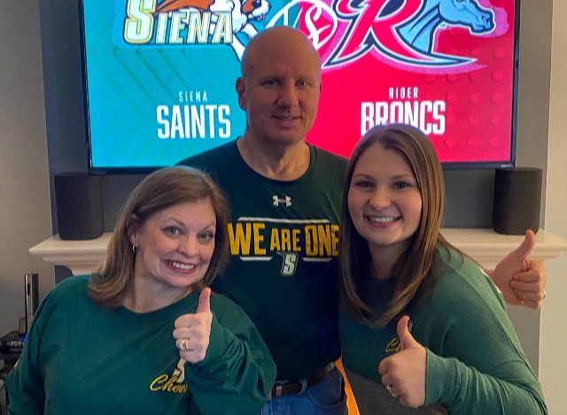 the Lawyer family watch Siena basketball